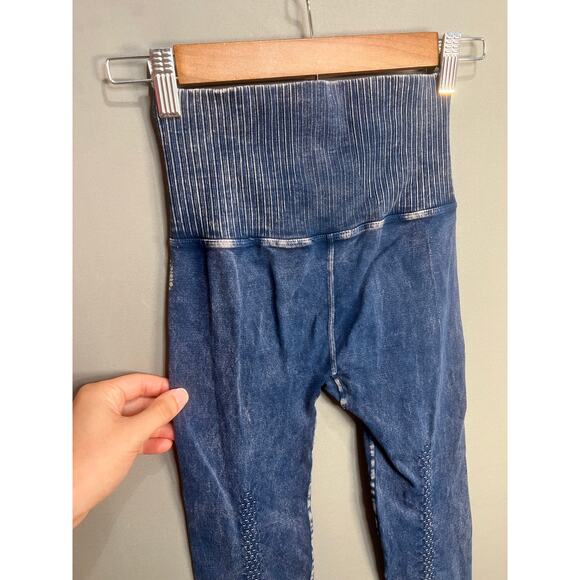 FP Movement By Free People Blue Washed Leggings XS High Rise Athletic Casual - Picture 9 of 9